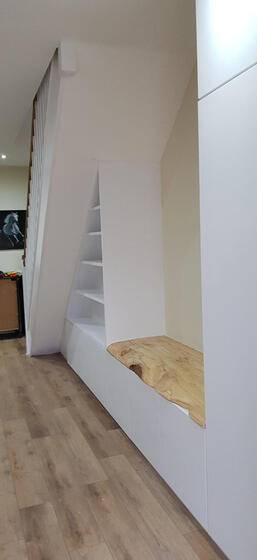 Bespoke wooden bench and cabinet - Fraser Bespoke Joinery near you in Edinburgh Bespoke wooden bench and cabinet - Fraser Bespoke Joinery near you in Edinburgh