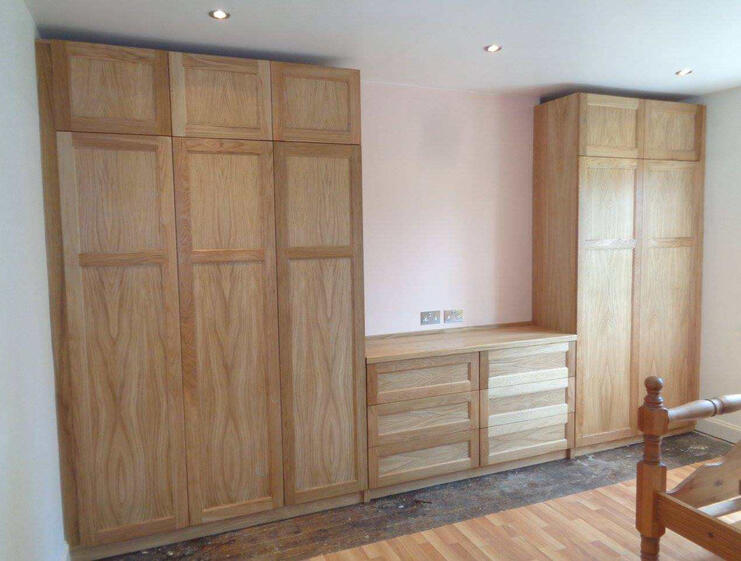 Bespoke wooden shelves and cabinet - Fraser Bespoke Joinery near you in Edinburgh Bespoke wooden shelves and cabinet - Fraser Bespoke Joinery near you in Edinburgh